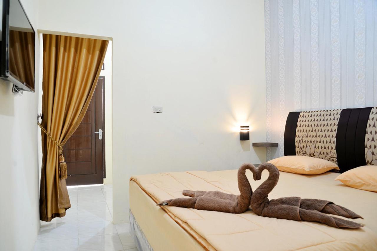 Haura Syariah Home Stay Bandar Lampung Luaran gambar